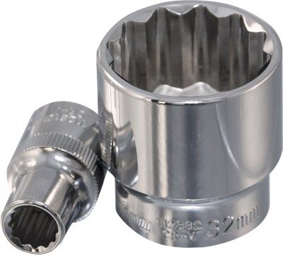 Головка 12-гранная 1/2 DR 18мм арт. 112318